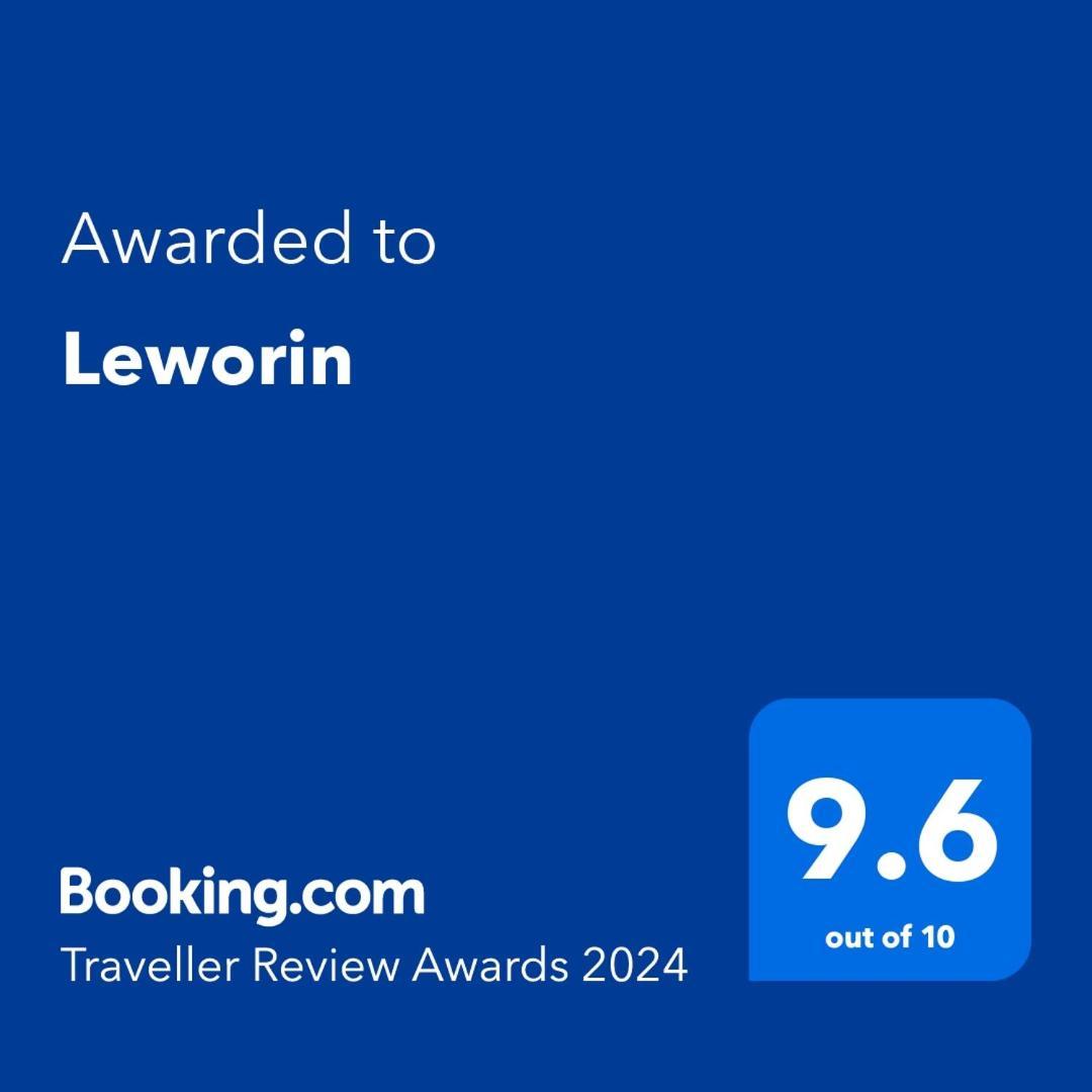 Leworin Apartment Stirling Exterior photo
